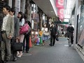 出張帰りの寝静まった夜行バスで揺れに逆らえず隣りで寝ているカワイイ部下の巨乳に密着！何度も巨乳に密着していると中出しも受け入れてしまう発情娘に豹変！