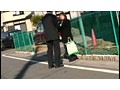 団地で美人妻をナンパして自宅へおじゃま 交尾中出し2