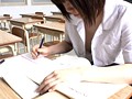 教育実習生が一生懸命盗らえた中○生のノーブラ胸モロ映像 8