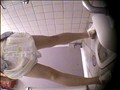 女子便所盗撮 アナル全開で大糞！放尿！マン汁垂らして変態オナニー！！