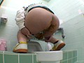 排便盗撮15名！脱糞中に盗撮カメラに気付いてウンコ漏らす女達！！