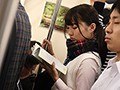 【数量限定】背後から膣奥深く侵入する鬼畜チ○ポにイキ堕ちる危険日孕ませバック痴漢 枢木あおい 生写真3枚付き