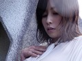 【数量限定】朝から晩まで義弟に濡らされ脅迫レ×プされる私… ～巨乳人妻の透けて張りついたブラウスの先～ 奥田咲 生写真付き