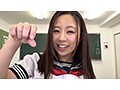 【数量限定】「M男君、私のオシッコ飲んで」無邪気な笑顔で男に小便を飲ませて喜ぶ小悪魔美少女 神谷充希 パンティとチェキ付き