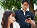 【数量限定】娘の大親友からの純愛猛アプローチに負けて受け入れたのは、一晩の「フェラチオだけ」の関係だったはずが… 美谷朱里 生写真3枚付き