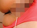 ビキニ娘のマ○コに媚薬を塗り込み水着を何度もグイグイ喰い込ませ強制ハイレグ痙攣イキ！