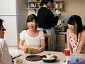 義父の狂気！「俺をイカせたら許してやる！」従うしか選択肢がない気弱な義理の娘たち