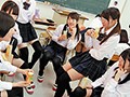 ニーハイ×ミニスカ女子にモテまくりでヤリまくり！！ボクが入った学校は昨年まで女子校で今年から共学になった！！中学時代は女子とは全く無縁…