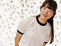「えっ！これがブルマ？履いてみたい！ねえ、お兄ちゃん友達に見せたいから写真撮って！」妹の突き出したブルマ尻に興奮しまくるボクはもう我慢の…