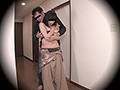 突然背後から乳もみ中出しレ○プ熟女